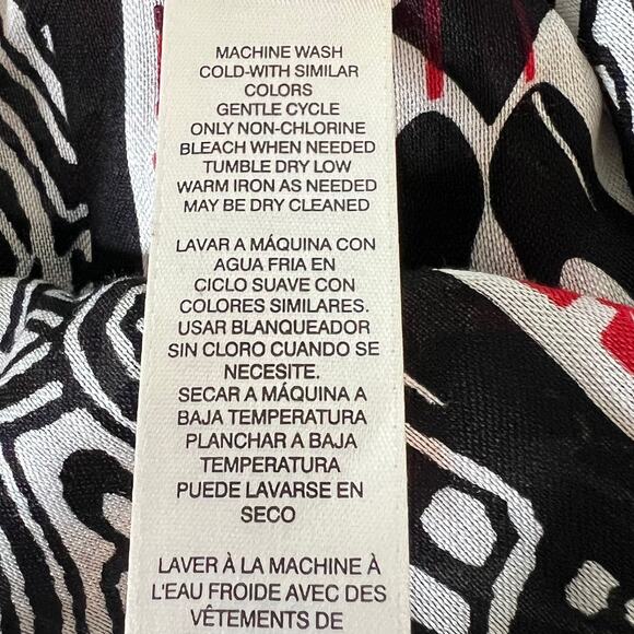 Chicos Womens Scarf One Size Black Red Luxe Heels Print Rayon Silk Square - Picture 6 of 7